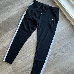 Alphalete - Premium Joggers - Black/White (Size M)